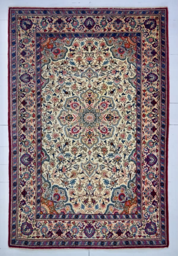 Kashan rug, Persia 207 x 138cm circa 1930