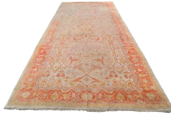 Ushak carpet, Anatolia 820 x 360cm late 19th century