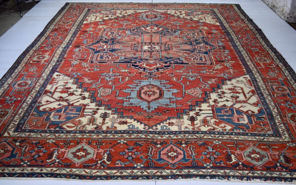 Heriz Karadja carpet, Persia 390 x 294cm late 19th century
