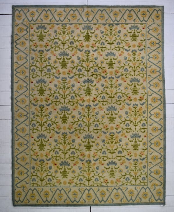 Spanish Cuenca carpet 266 x 202cm circa 1930