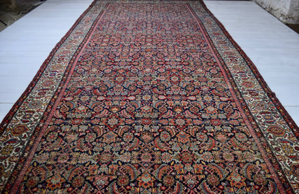 Malayer gallery carpet, Persia 518 x 208cm circa 1900