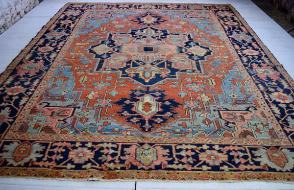 Heriz carpet, Persia 386 x 291cm 1890 - 1910