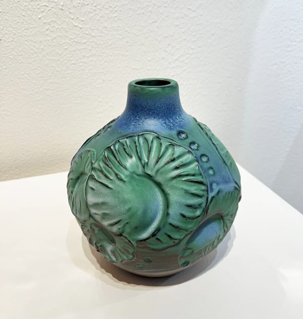 Elisabeth Owens, Large Bulb Lilly Pads