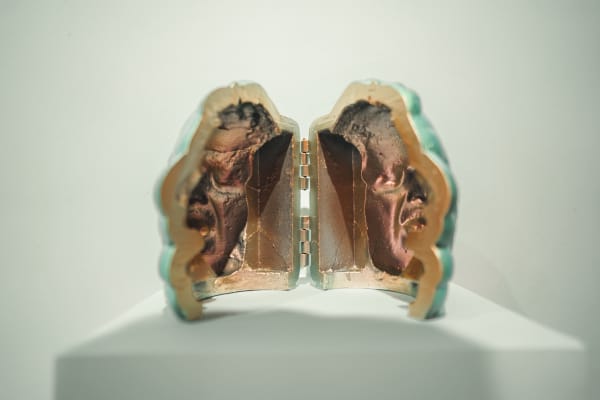 L N Tallur, The interstice (2 heads), 2021