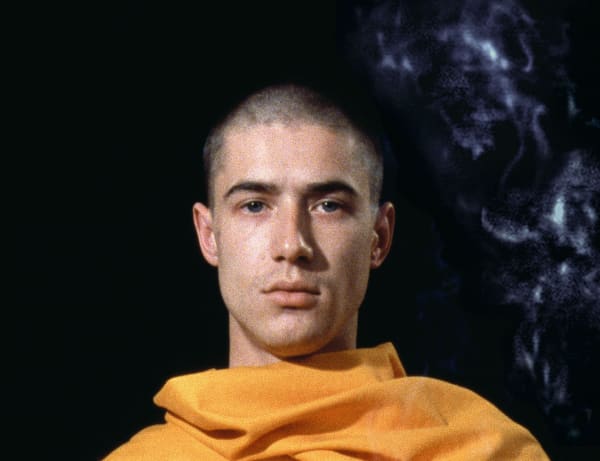 John Smith, Om, 1986