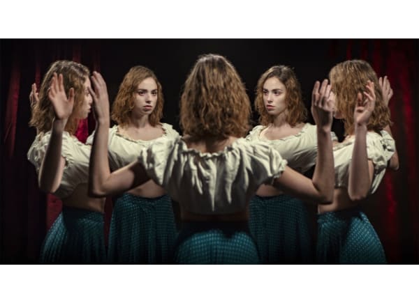 Iain Forsyth & Jane Pollard, Multigraph 007 (Freya Mavor), 2018