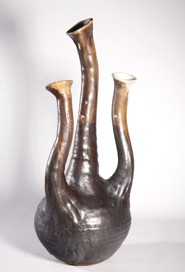 Lotte Glob Old Kelp, 2016 ceramic 55cm high x 23cm x 23cm