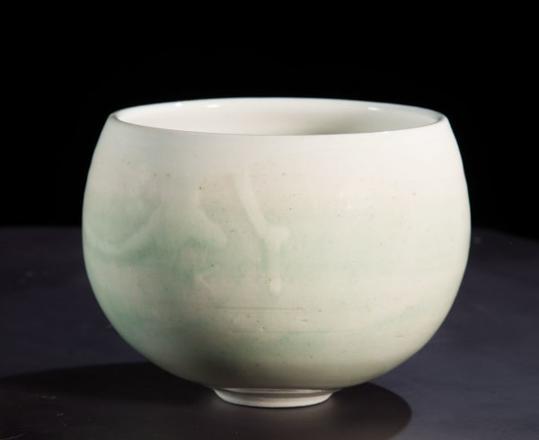 Lotte Glob Bowl xi, 2020 ceramic 10.5cm high x 13.5cm diameter