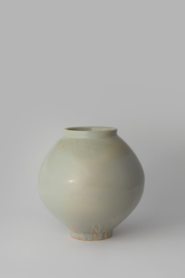 Shin Chul, Moon Jar, 2024