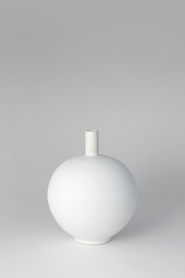 Kim Jong-young, Bottle, 2024