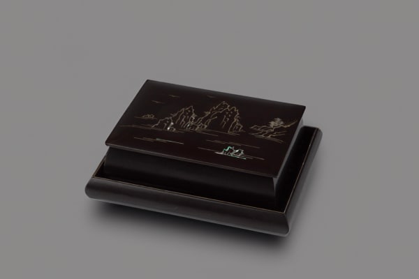 Unknown, Colonial Period (1910–1945), Lacquer Tobacco Box Inlaid with Mother-of-Pearl, Early 20th century