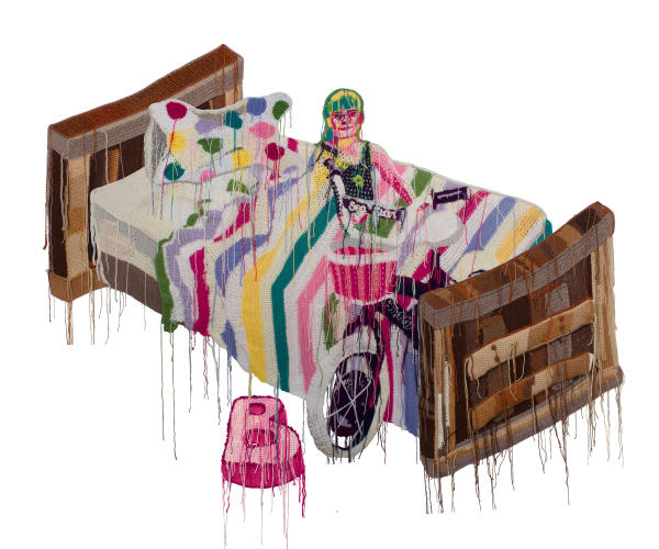Baylee Schmitt, Striped bed