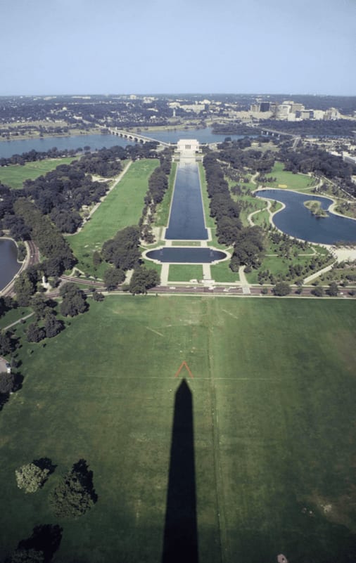 Lita Albuquerque, Washington Monument Project : The Red Pyramid, 1980/2023