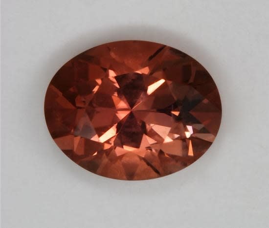 Red orange Oval 1.97 ct