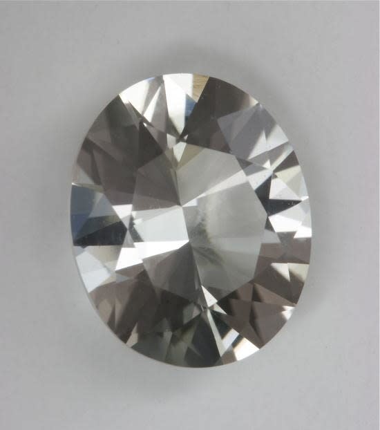 Gray Oval 3.16 ct