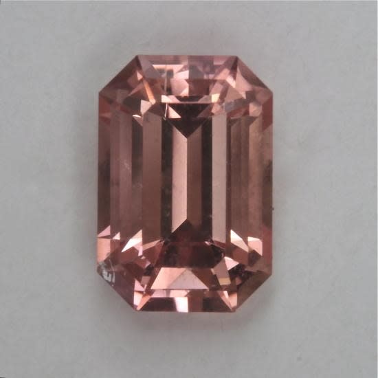 Peach Emerald Cut 0.84 ct