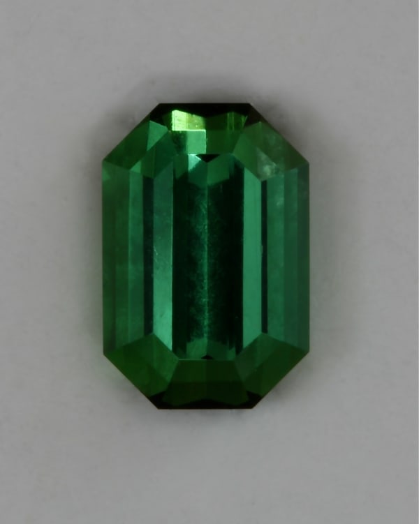 Green Emerald Cut 0.72 ct