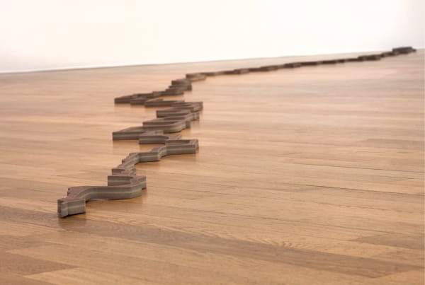Nadia Kaabi-Linke, Gekochte Erde (Cooked Soil), 2017