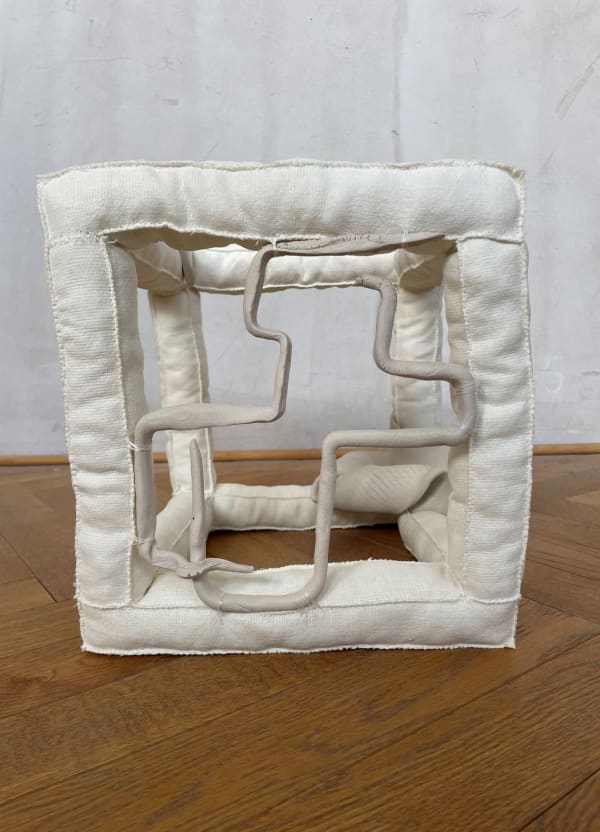 Huang Shuofei 黄朔菲, White No.18 白色 No.18 , 2018