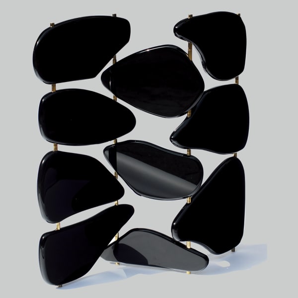 Belix II Lacquered Wood Screen
