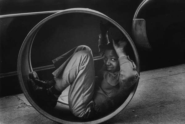 Sabine Weiss New York Tirage gélatino-argentique d'époque réalisé par l'artiste 19,2 x 28,8 cm Dim. papier: 19,2 x 28,8 cm