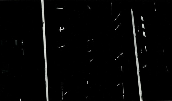 Ray K. Metzker Double Frame, New York Tirage gélatino-argentique d'époque, réalisé par l'artiste 23 x 13,7 cm Dim. papier: 22,5 x 18 cm