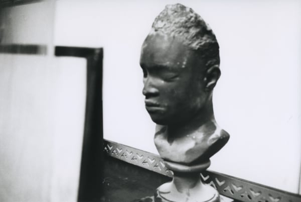 Hervé Guibert Musée de l'Homme, Paris Tirage gélatino-argentique d'époque 16 x 24 cm Dim. papier: 16 x 24 cm