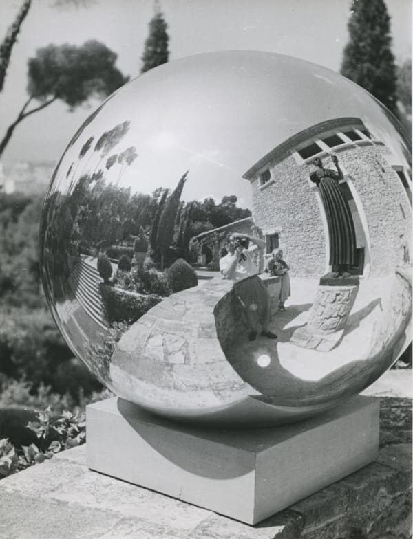 André Steiner Sans titre Tirage gélatino-argentique d'époque 23,5 x 17,7 cm 9.06 x 6.69 in