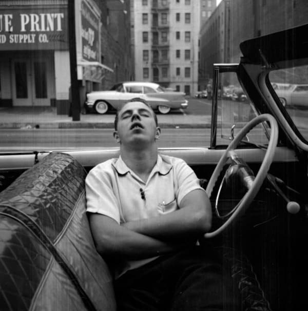 Vivian Maier New York, NY Tirage gélatino-argentique, posthume 30 x 30 cm Dim. papier: 40 x 50 cm