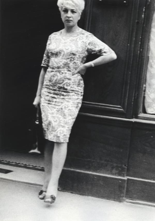 Marvin E. Newman Prostitution Series, Rue Saint Denis, Paris Tirage gélatino-argentique d'époque 19 x 24 cm Dim. papier: 20 x 25 cm