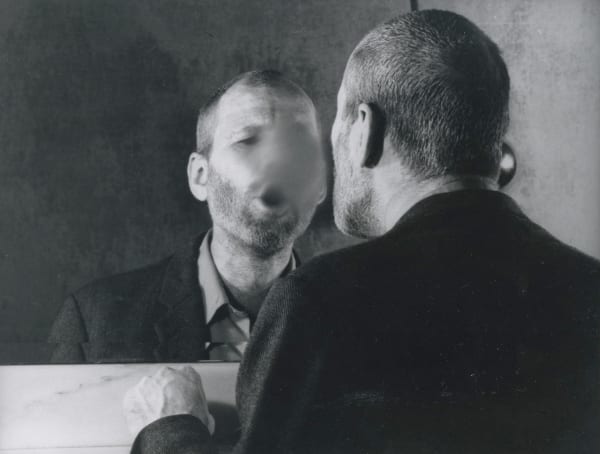 Dieter Appelt, Der Fleck auf dem Spiegel, den der Atemhauch schafft (La tache sur le miroir que la respiration souffle), 1977