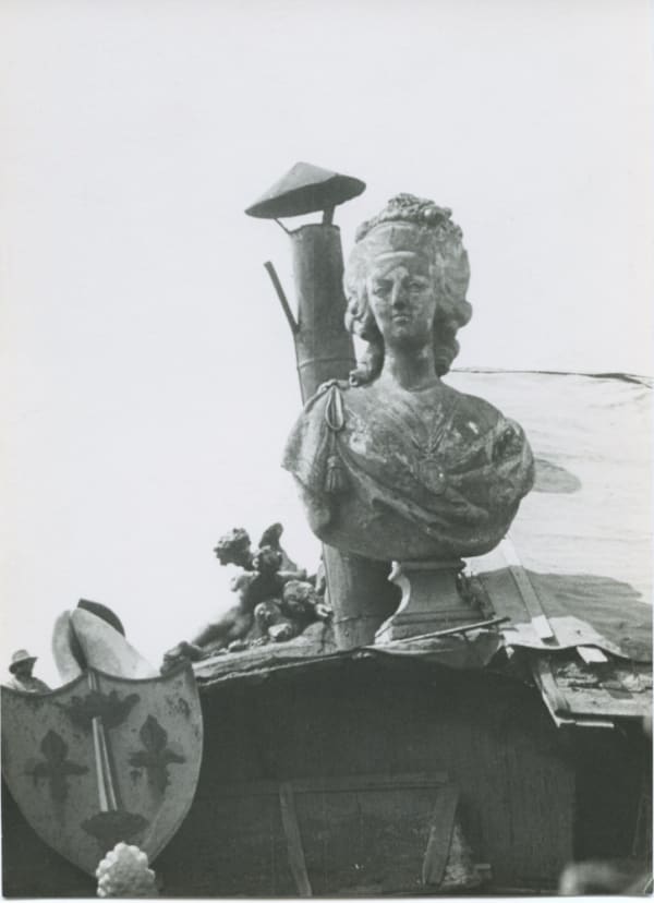 René Jacques Marie Antoinette Tirage gélatino-argentique d'époque 19,3 x 11,7 cm 7.48 x 4.33 in Dim. papier: 19,3 x 11,7 cm