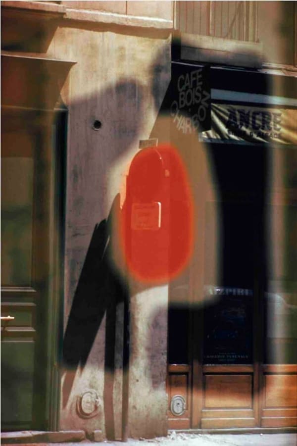 Ernst Haas Caen, France Tirage chromogène, posthume 30,5 x 45,7 cm Dim. papier: 40,8 x 51 cm