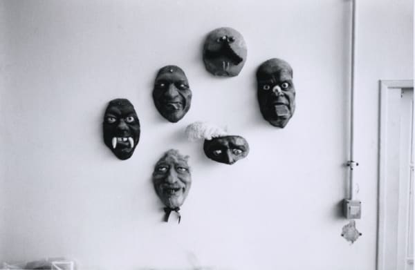 Hervé Guibert Musée Grévin, Paris Tirage gélatino-argentique d'époque 17 x 25,5 cm Dim. papier: 20 x 30 cm