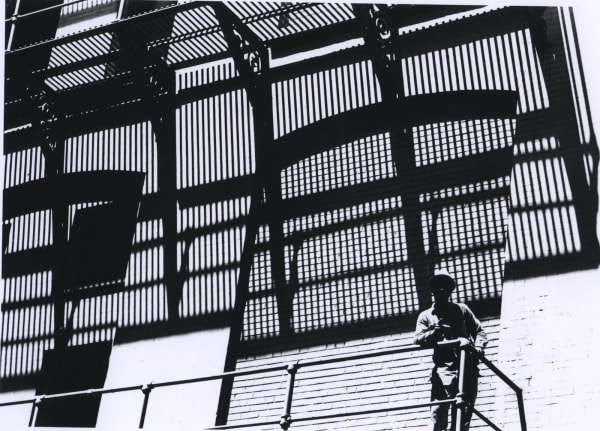 Ray K. Metzker Philadelphia Tirage gélatino-argentique d'époque, réalisé par l'artiste 12 x 17,8 cm Dim. papier: 20,3 x 25,4 cm