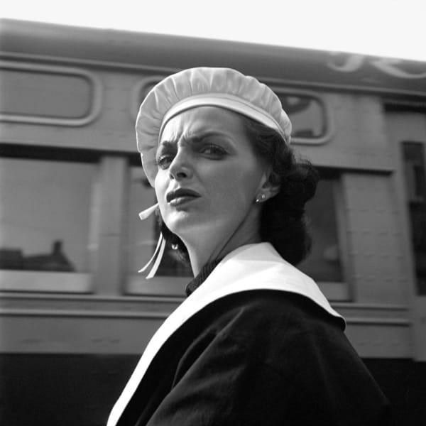 Vivian Maier New York, NY Tirage gélatino-argentique, posthume 30 x 30 cm Dim. papier: 40 x 50 cm