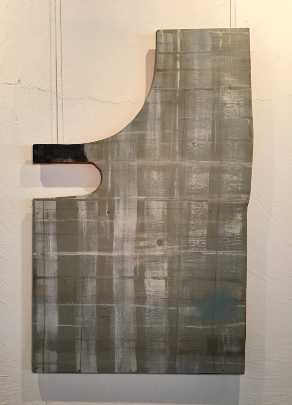 Wood Shape with Horizontal and Vertical Lines in Gray Green
