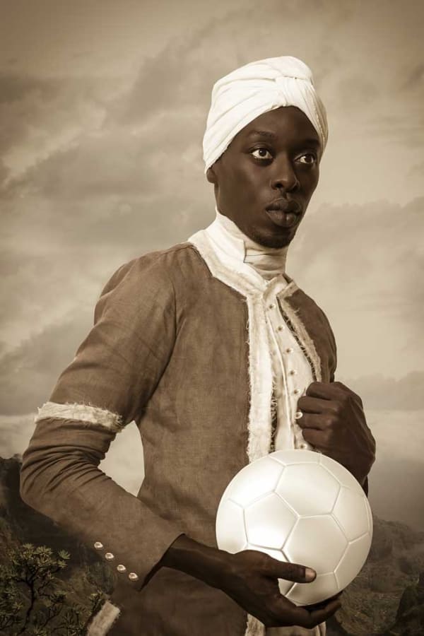 Omar Victor Diop Angelo Soliman Impression jet d'encre pigmentaire sur papier Harman By Hahnemuhle 60 x 40 cm 23.6 x 15.7 inches