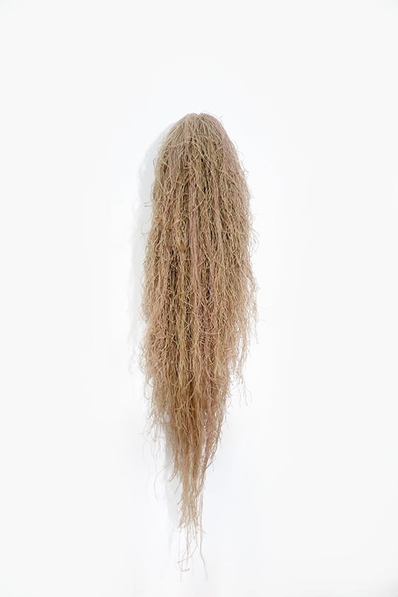 Joël Andrianomearisoa Sans titre Fils 110 x 18 x 10 cm 43.3 x 7.1 x 3.9 inches
