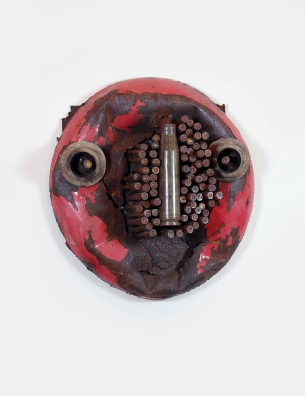Gonçalo Mabunda Sans titre Métal, armes recyclées 38 x 30 x 12 cm 15 x 12 x 5 in