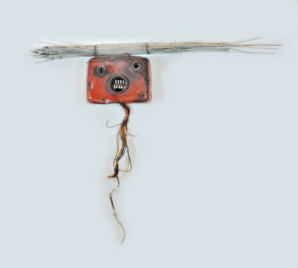 Gonçalo Mabunda Sans titre Métal et fils 73 x 103 x 10 cm 29 x 40.5 x 4 in