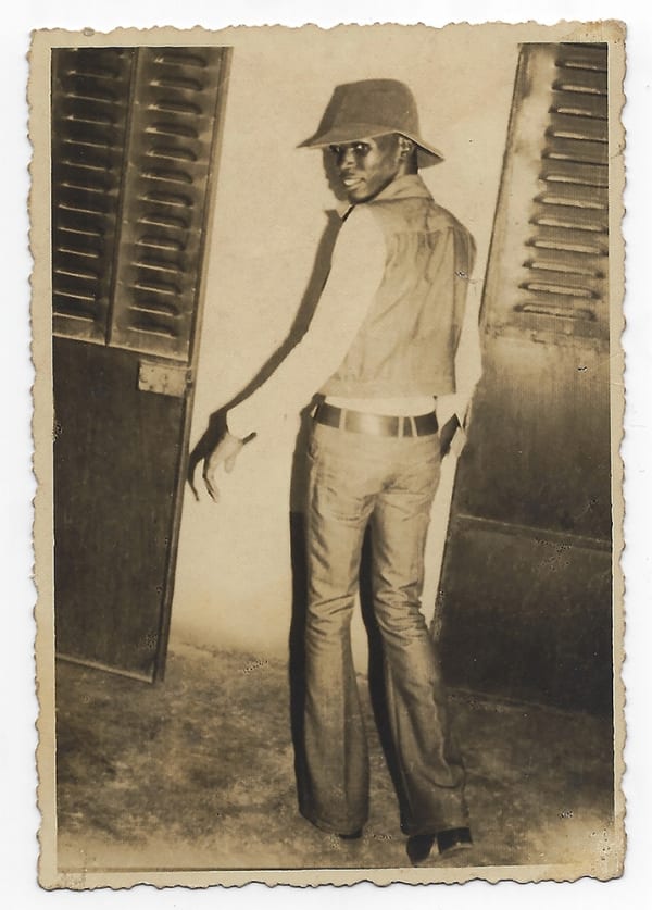 Malick Sidibé Sans titre Tirage argentique d'époque 8,5 x 12,4 cm 3.3 x 4.88 inches
