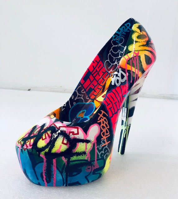 Richard Orlinski, Stiletto - Tagué 1/1