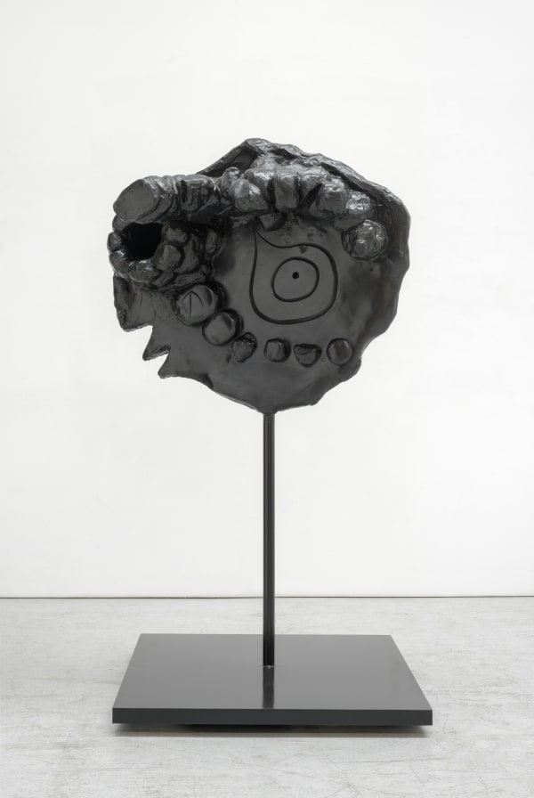 Joan Miró Femme à la chevelure, 1975 bronze Susse Fondeur, Arcueil, Paris 190 x 115 x 116 cm 74 4/5 x 45 14/50 x 45 67/100 in