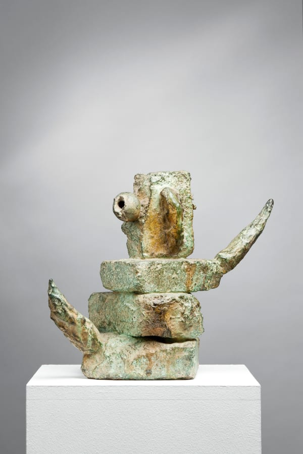 Joan Miró Personnage à bras ouverts, 1971 bronze 25.5 x 38 x 17 cm 10.04 x 14.96 x 6.69 in