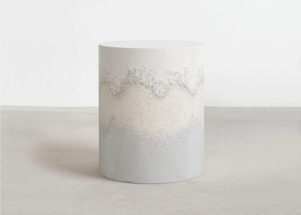 White + Crystal Quartz + Grey Powdered Sand