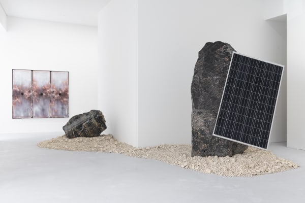 Haroon Mirza & Mattia Bosco, Standing Stones (Solar Symphony 8), 2015