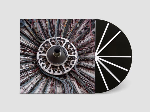Haroon Mirza & Jack Jelfs, The Wave Epoch, 2020