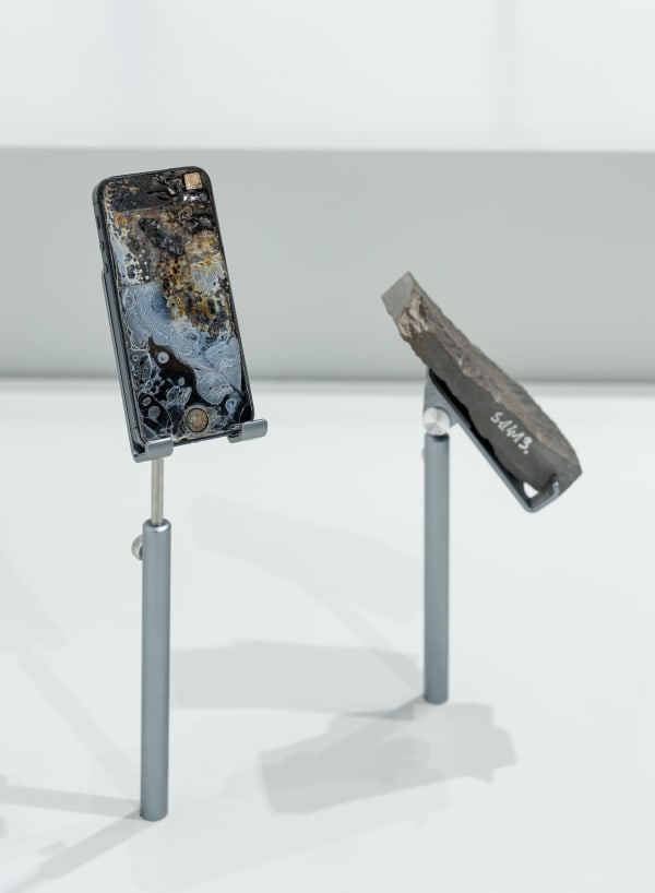 Nicolás Lamas, Soft matter, fluid screen #2, 2024