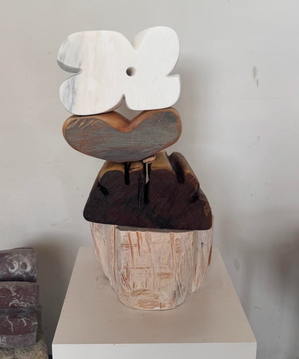 Nadia Yaron, Drifting Flower, 2025